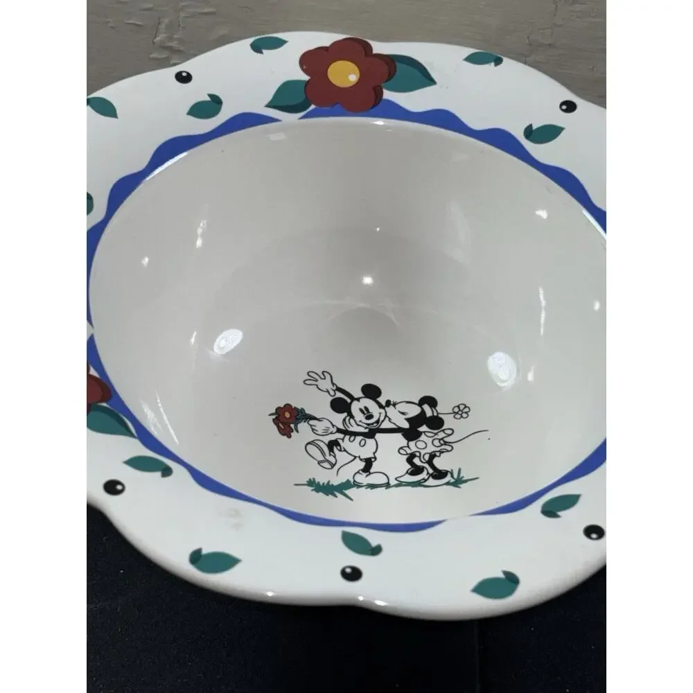 2 Vtg Pfaltzgraff Disney Mickey & Co. Mini Mouse Rimmed Bowls Scalloped Edge